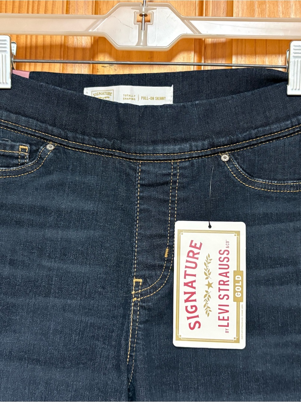 Signature by Levi Strauss Dark Indigo Skinny Jeans Sz 12 NWT - Picture 4 of 5